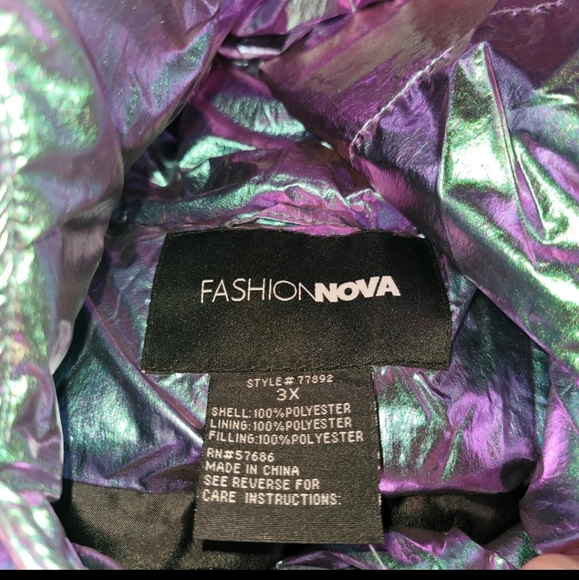 Fashion Nova Puffer Cold Streets Irridescent Color Shift 3X Hooded - Picture 7 of 9